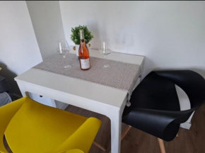 Beautiful apartment SOL-2 for two with balcony